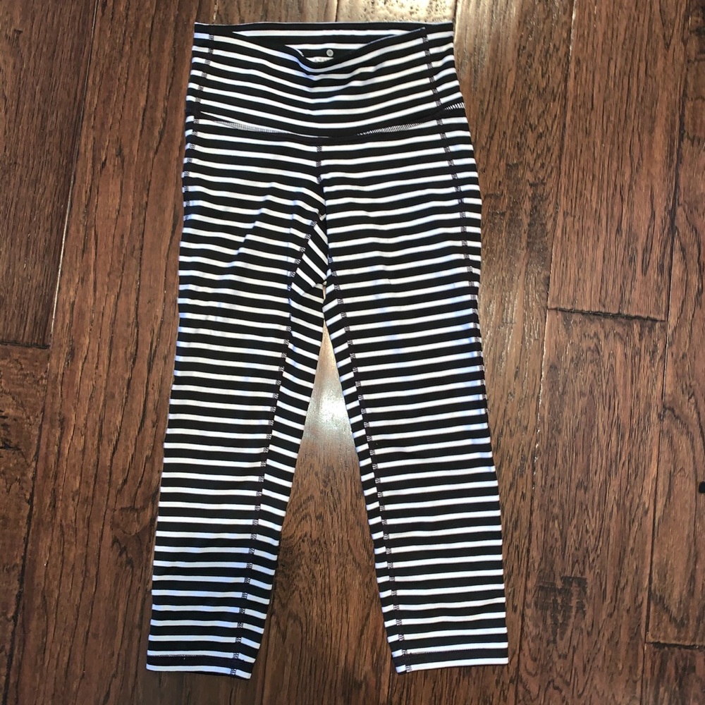 Athleta Women’s Cropped Leggings